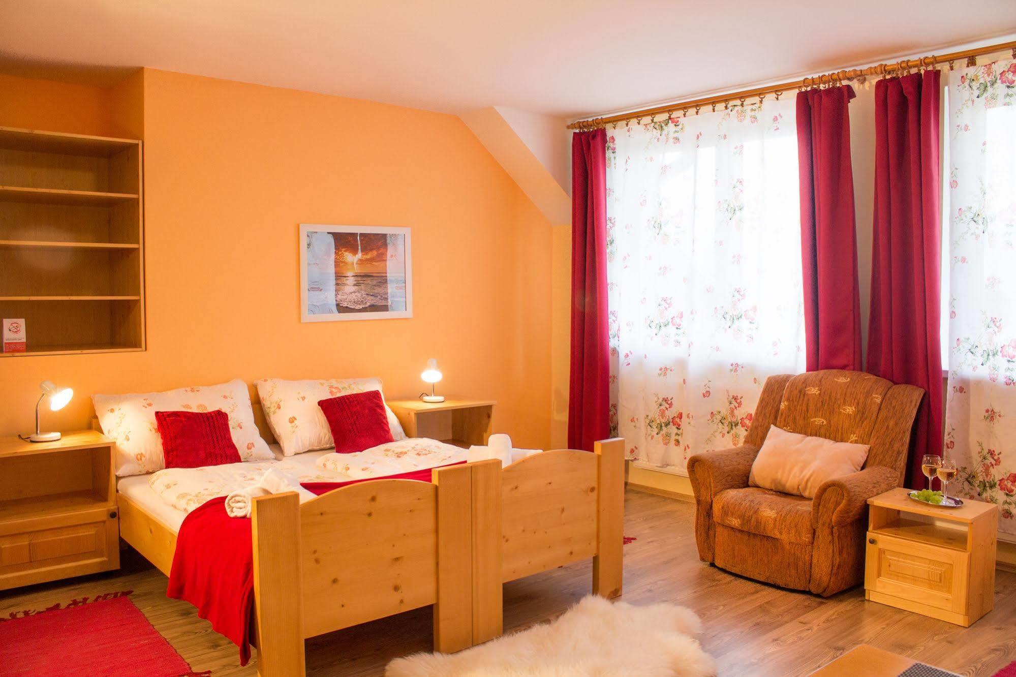 Apartmany Renomal Tatranská Lomnica Extérieur photo